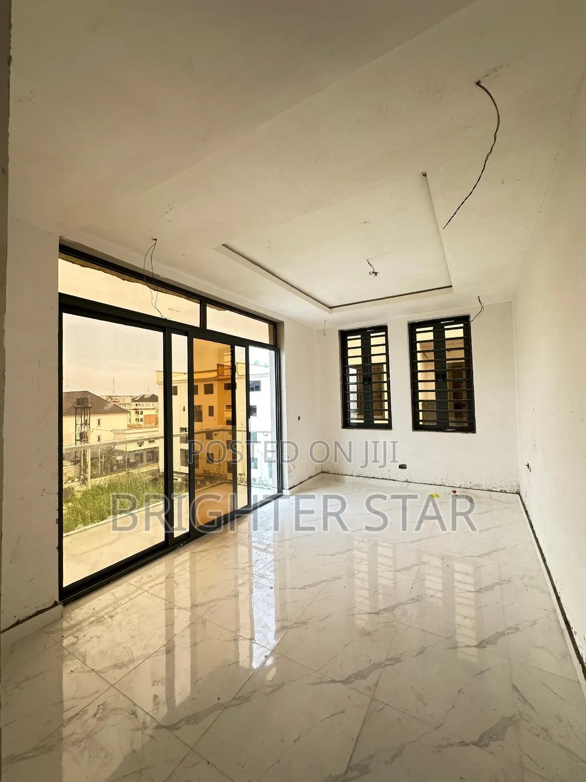Furnished 2bdrm Apartment In Lekki Phase1 For Sale in Lekki Phase 1
