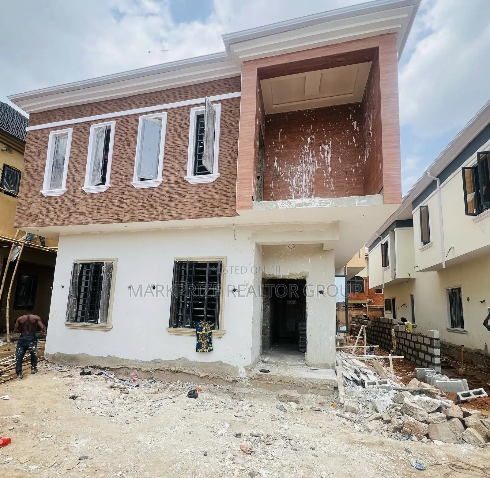 5bdrm Duplex in Omole Phase 2 Lagos for sale in Omole Phase 2