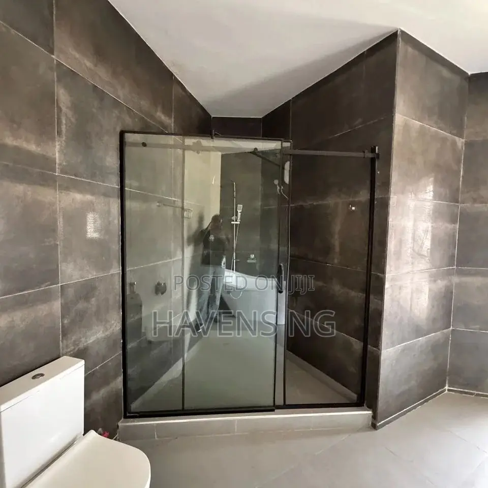 4bdrm Duplex in Life Camp for sale in Life Camp