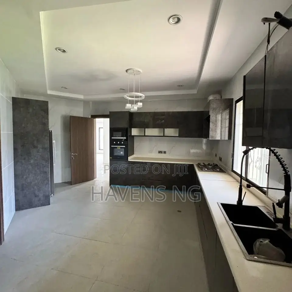 4bdrm Duplex in Life Camp for sale in Life Camp