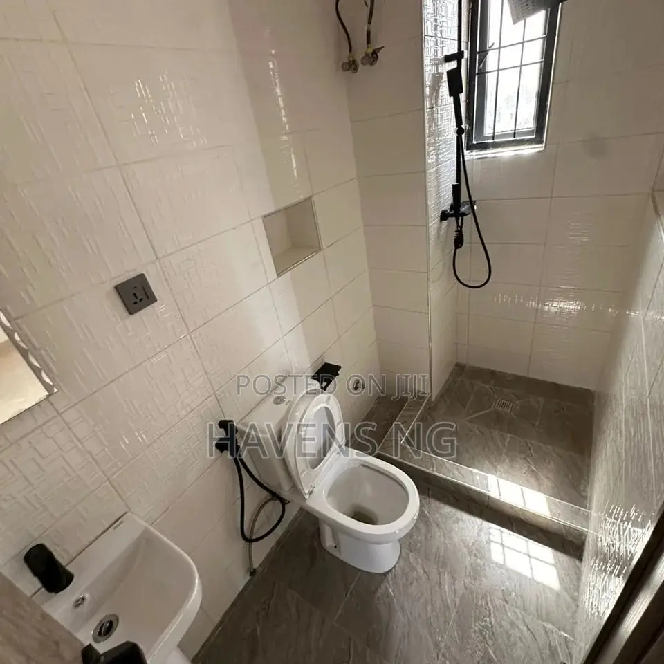 3bdrm Apartment in Wuye for sale in Wuye