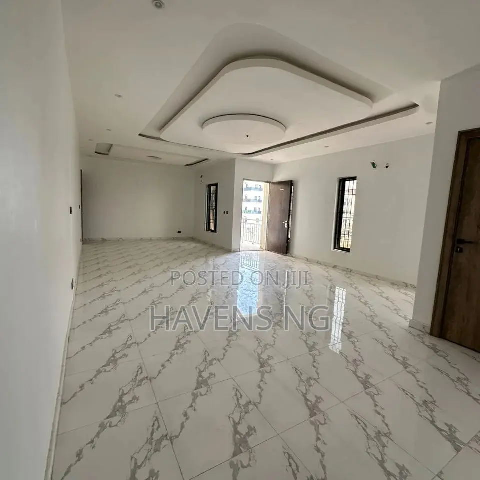 3bdrm Apartment in Wuye for sale in Wuye