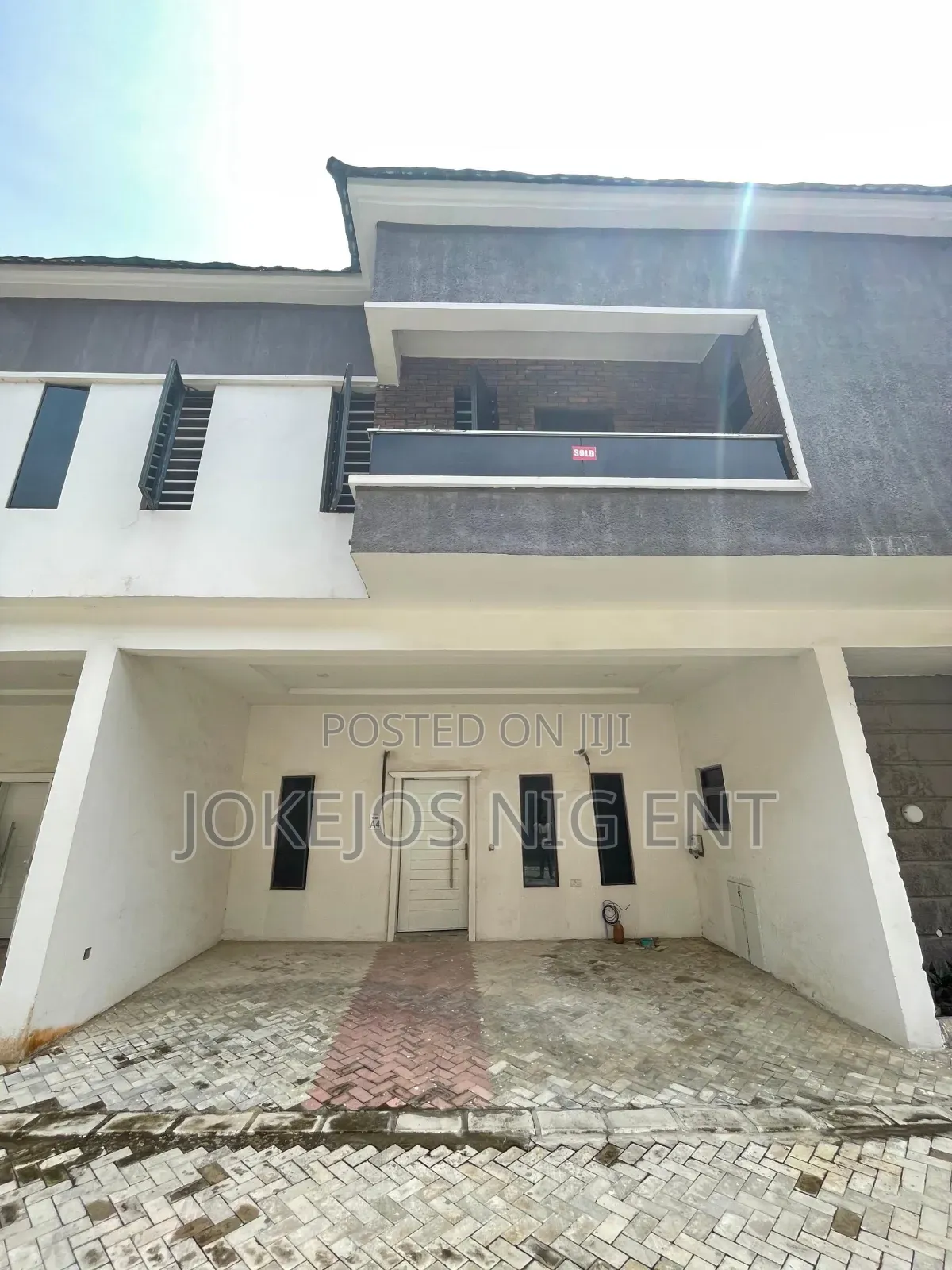 4bdrm Townhouse/Terrace in Orchid Estate, Chevron for Sale in Chevron