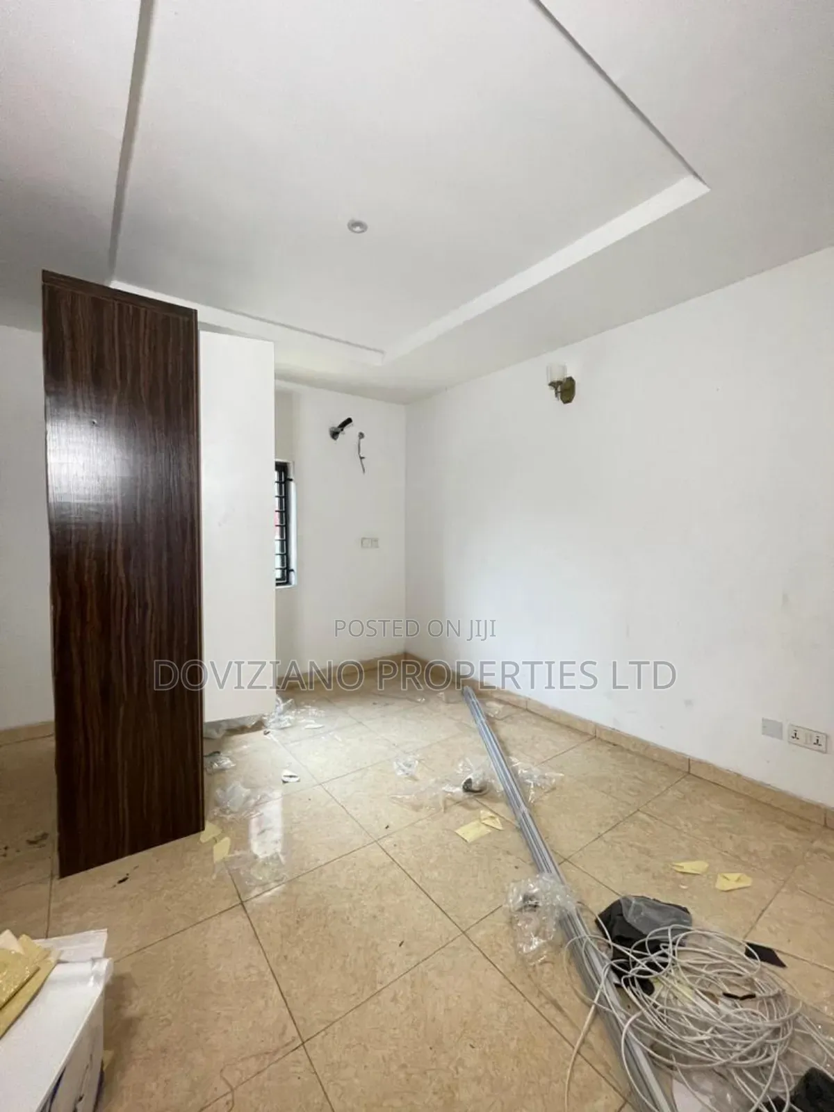 4bdrm Townhouse/Terrace in Chevron for sale in Chevron