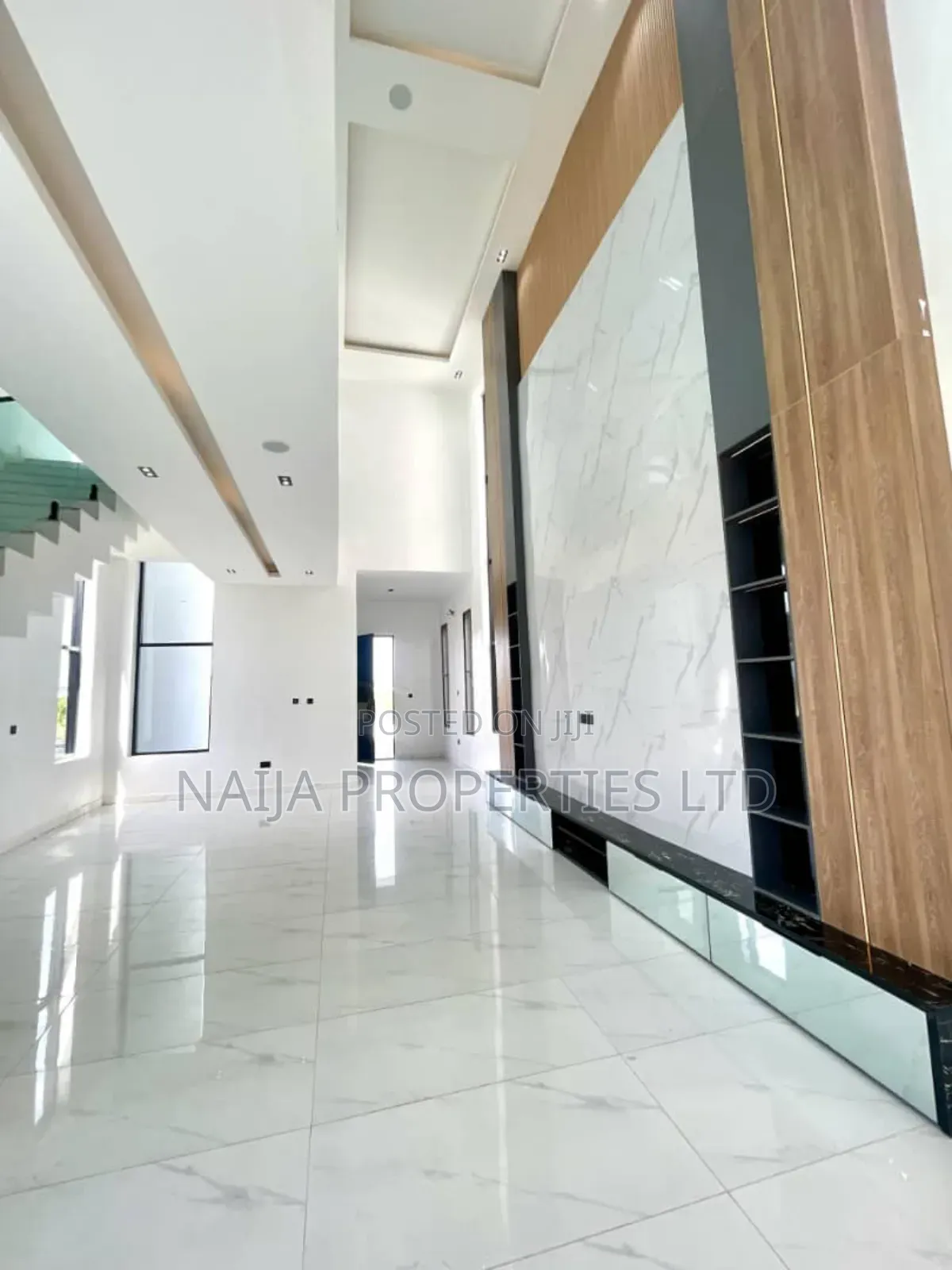 5bdrm Duplex in Chevron Tollgate, Lekki for sale in Lekki