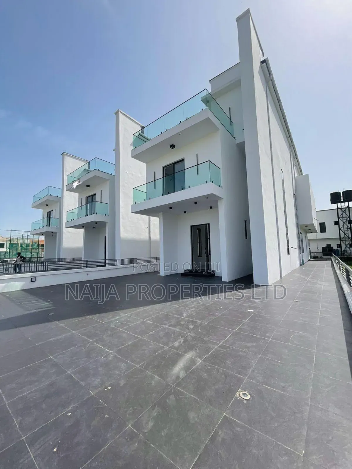 5bdrm Duplex in Chevron Tollgate, Lekki for sale in Lekki