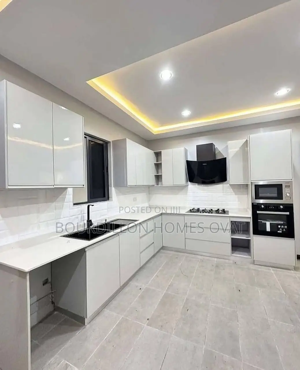 4bdrm Maisonette in Lekki Phase 1 for sale in Lekki Phase 1