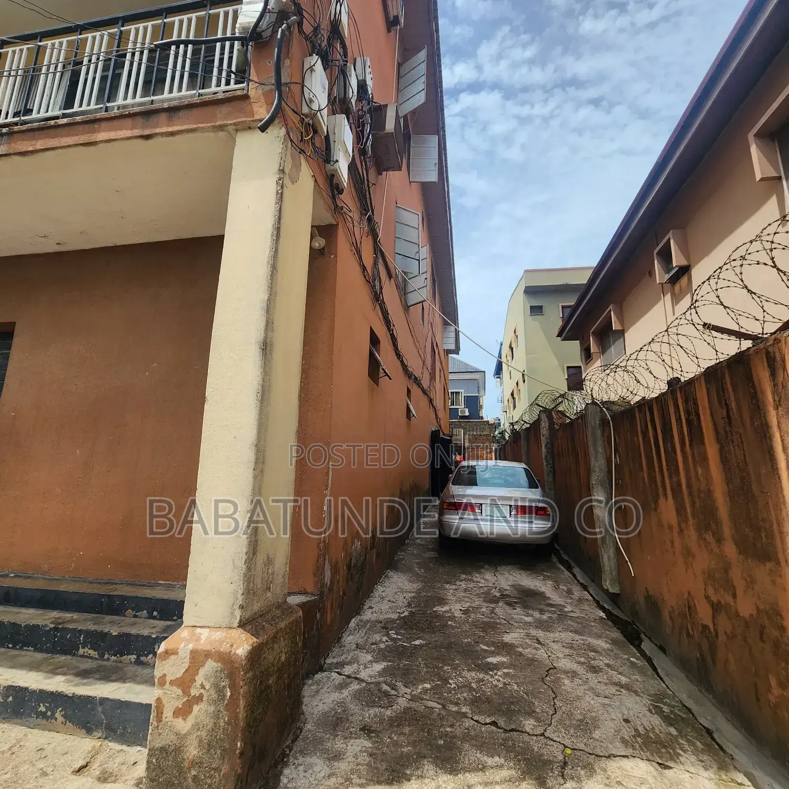 Furnished 4bdrm Block of Flats in Oshodi for sale in Oshodi