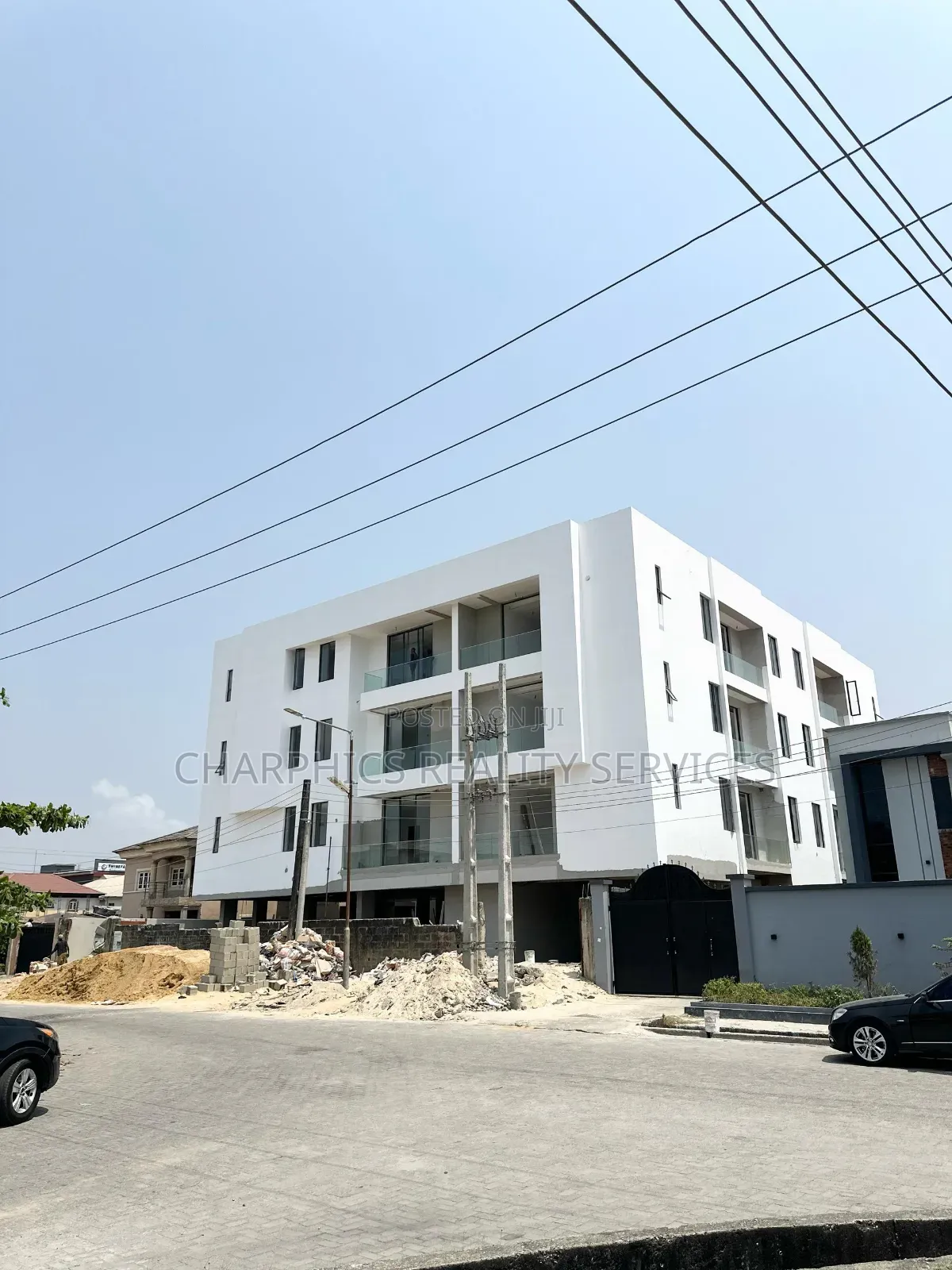 2bdrm Block of Flats in Victoria Island for sale in Victoria Island