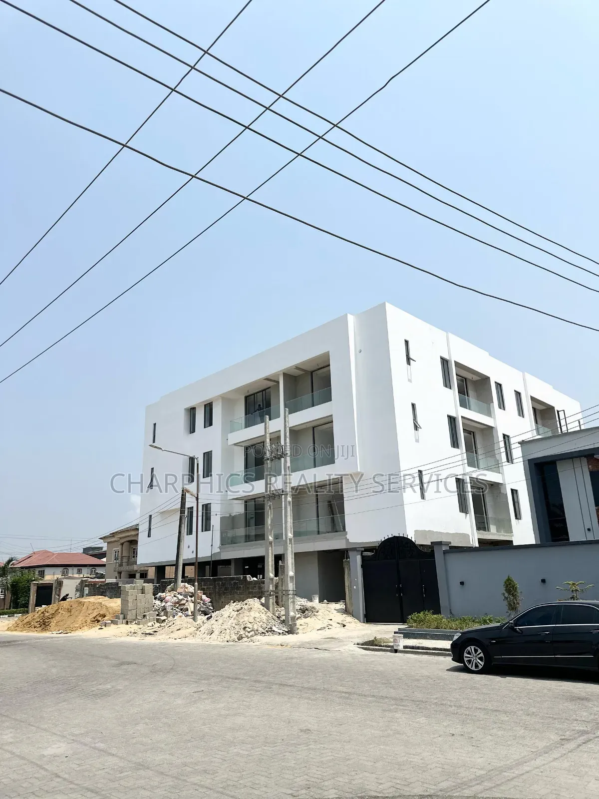 2bdrm Block of Flats in Victoria Island for sale in Victoria Island