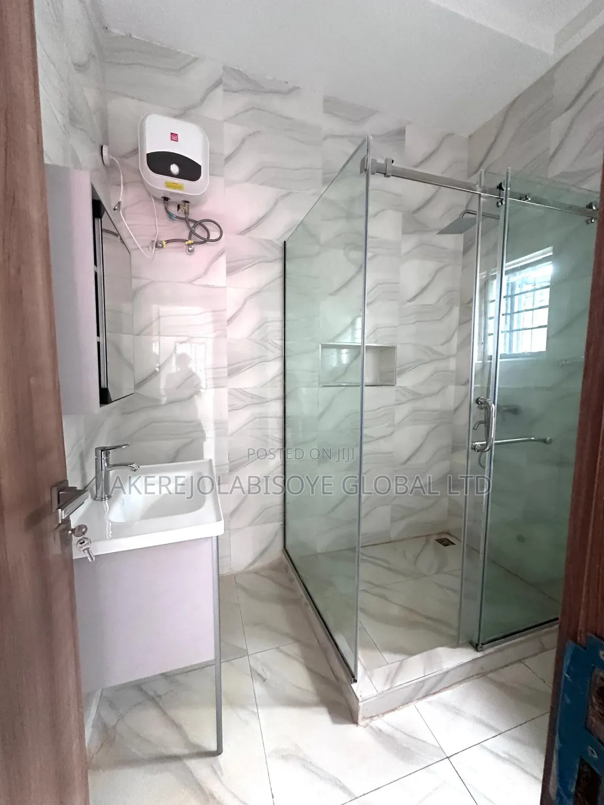 4bdrm House in In An Estate Karsana for sale in Gwarinpa