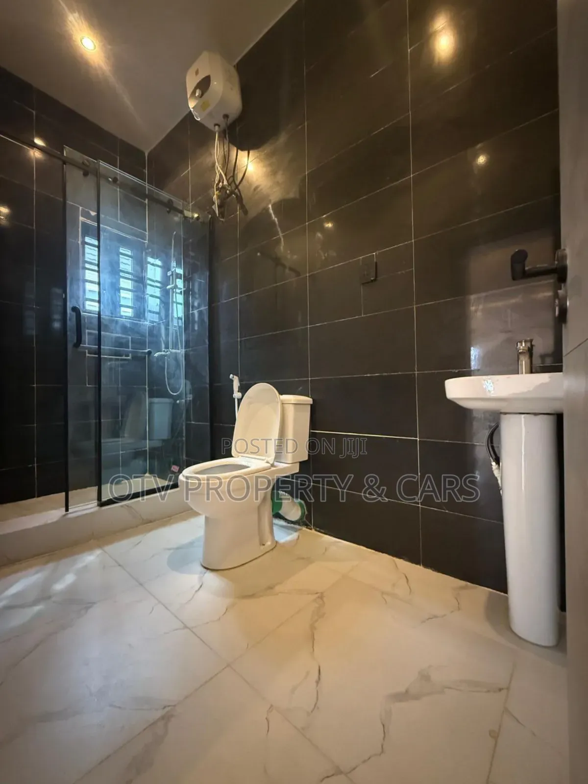 Furnished 4bdrm Duplex in Ibadan for sale in Ibadan