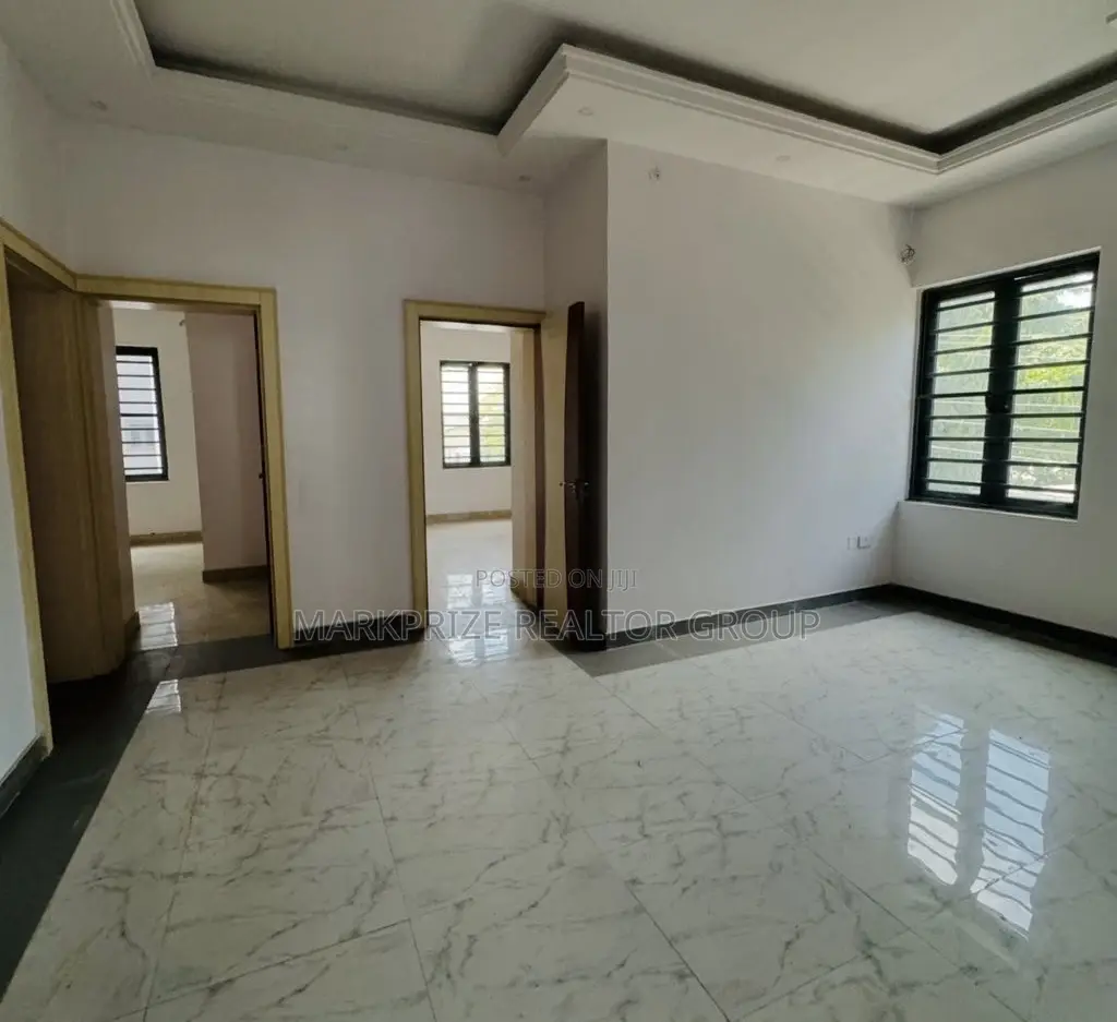 5bdrm Duplex in Magodo Gra Phase 2 for sale in Magodo