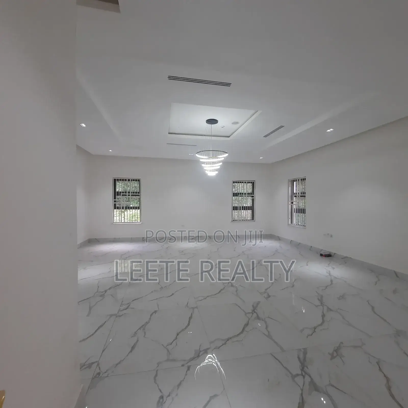 9bdrm Maisonette in Maitama for sale in Maitama