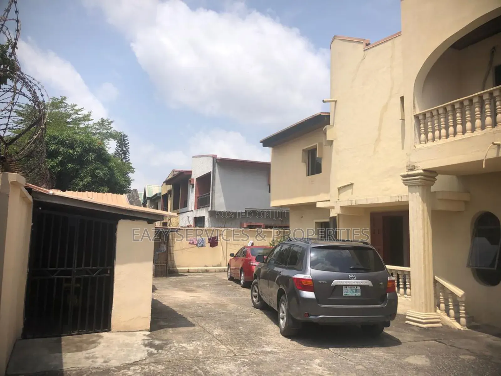 13bdrm Duplex in Gated And Secured, Amuwo-Odofin for sale in Amuwo-Odofin