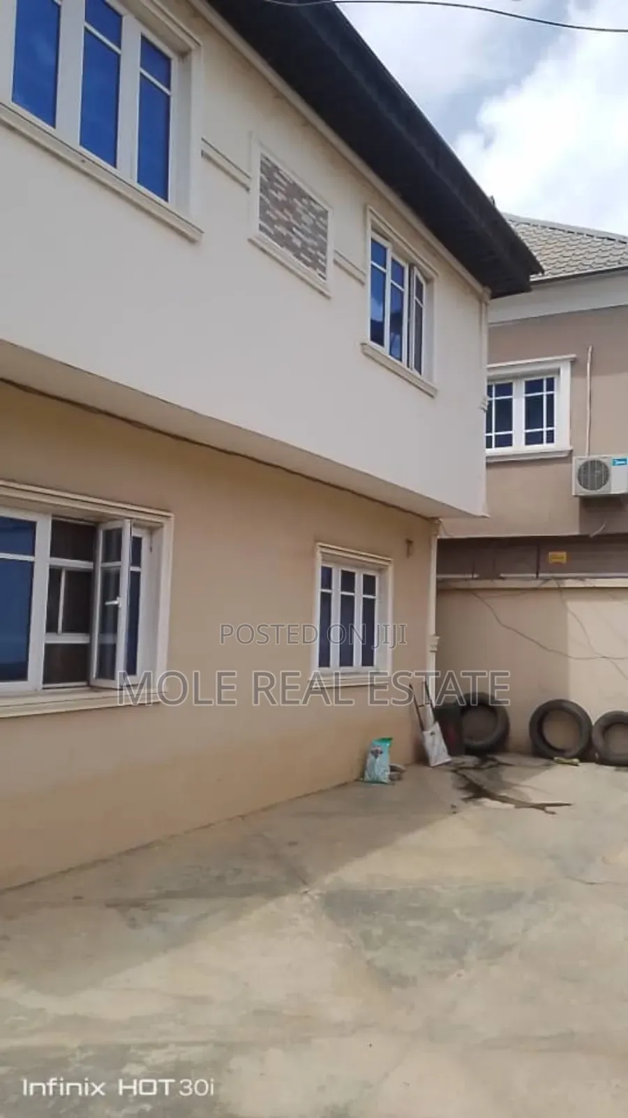 2bdrm Apartment in Amapele Estate for sale in Egbeda