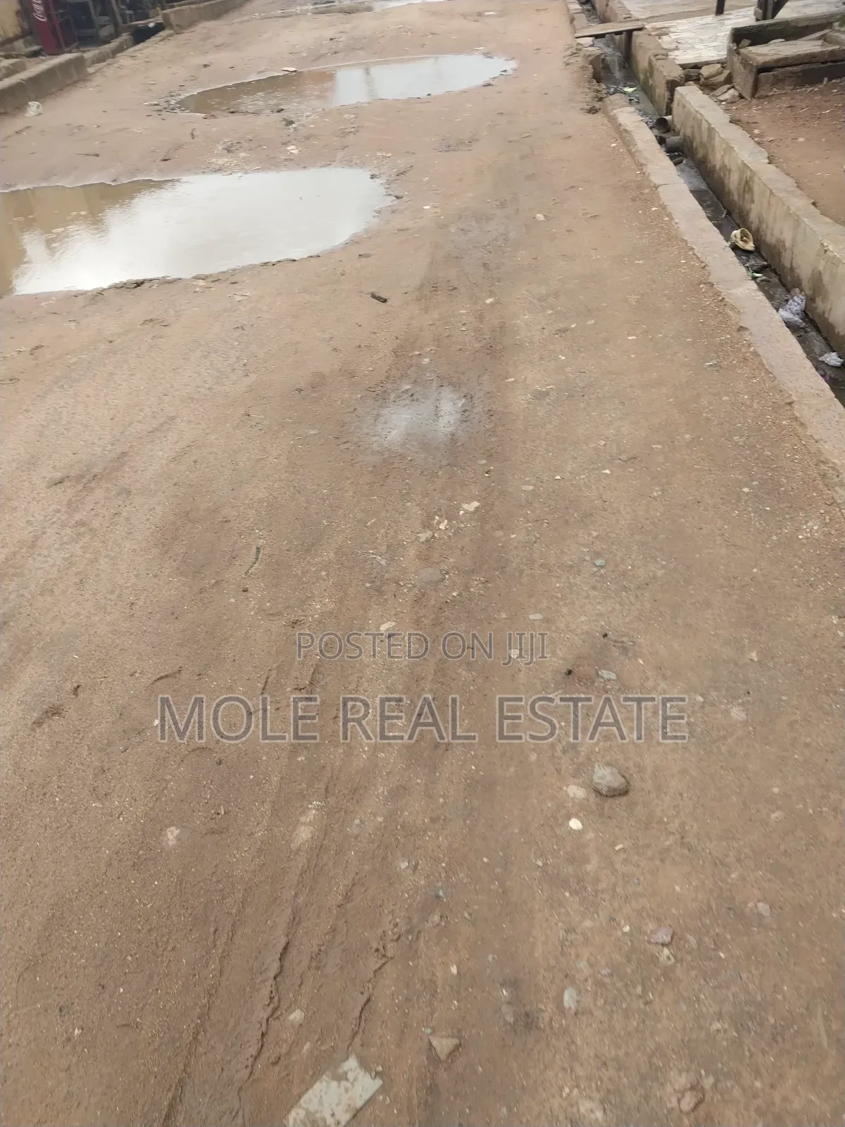 2bdrm Apartment in Amapele Estate for sale in Egbeda