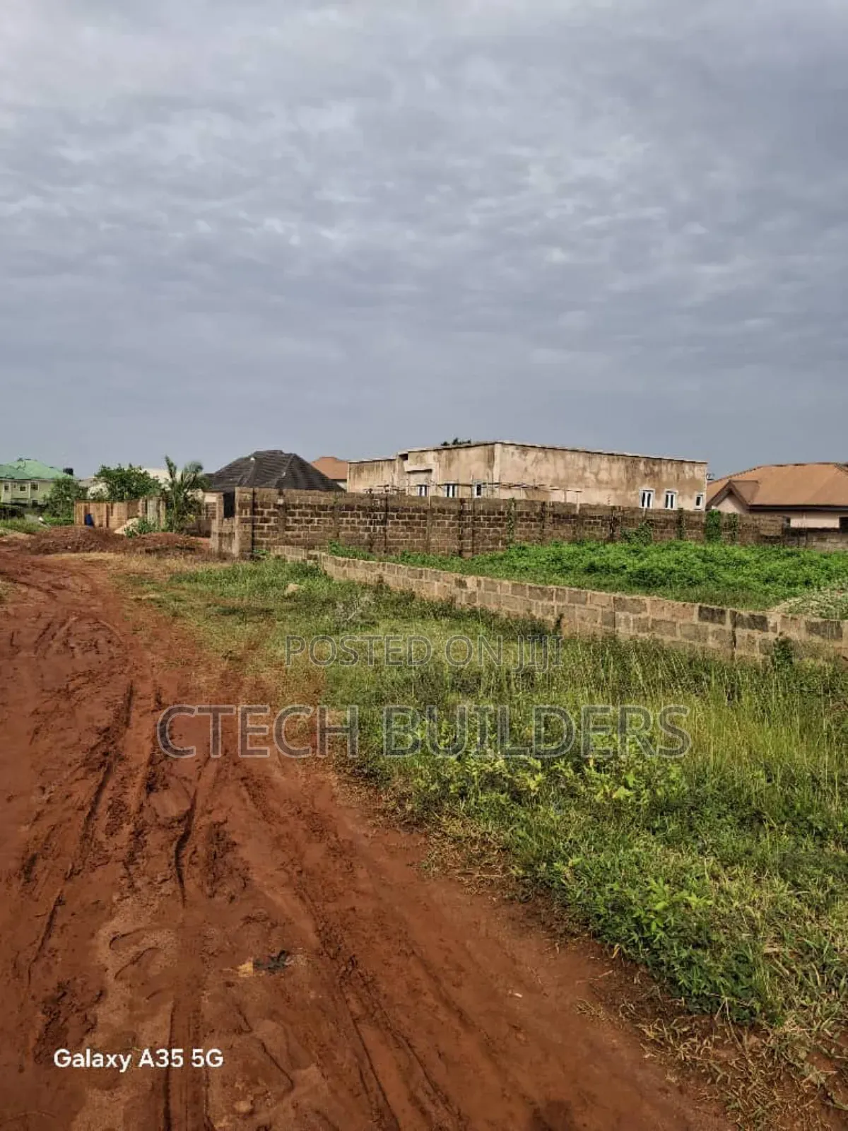 Distress Sale 100ft X 100ft in Gra, Abuja Quarters in Benin City