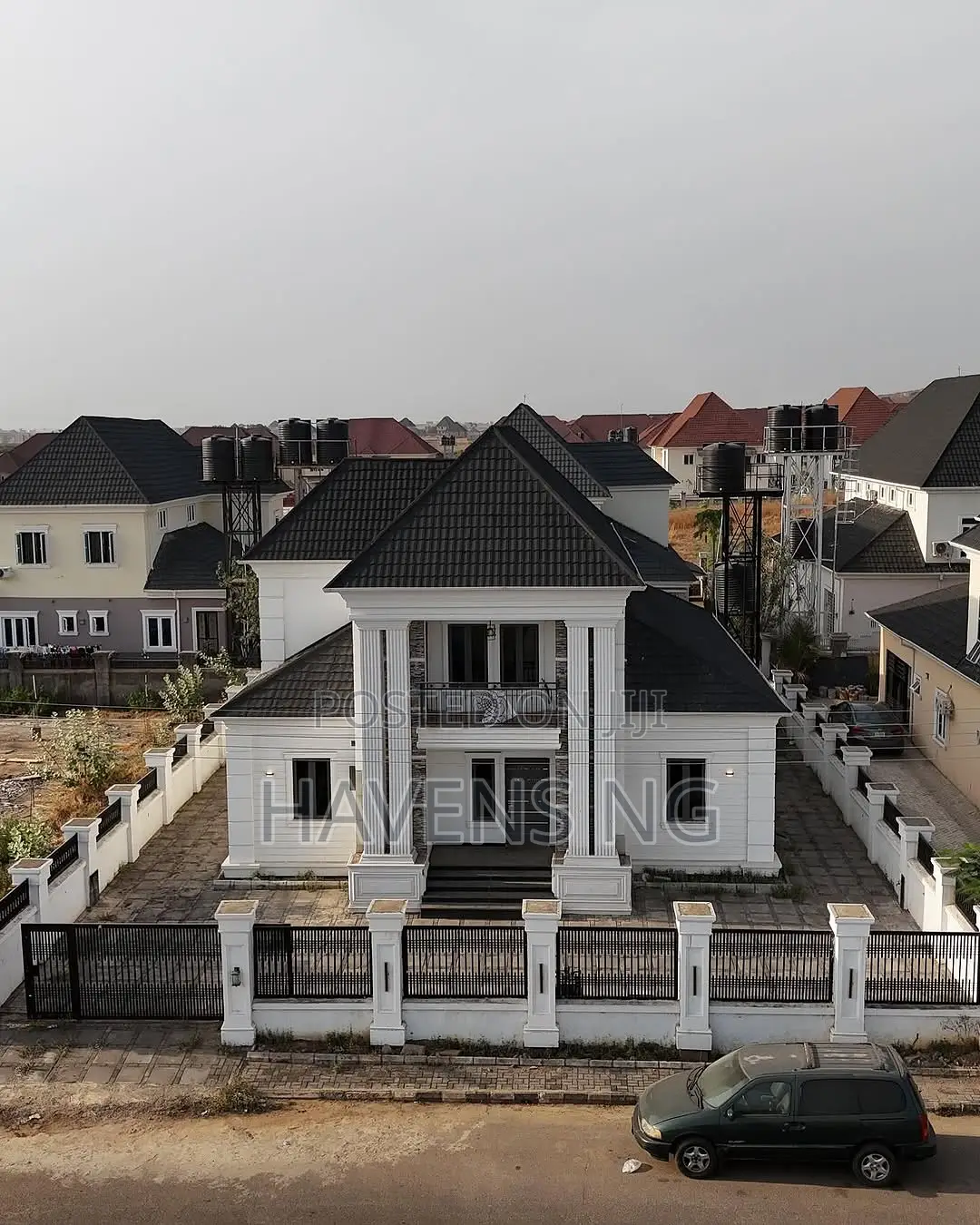 4bdrm Duplex in FHA for sale in FHA