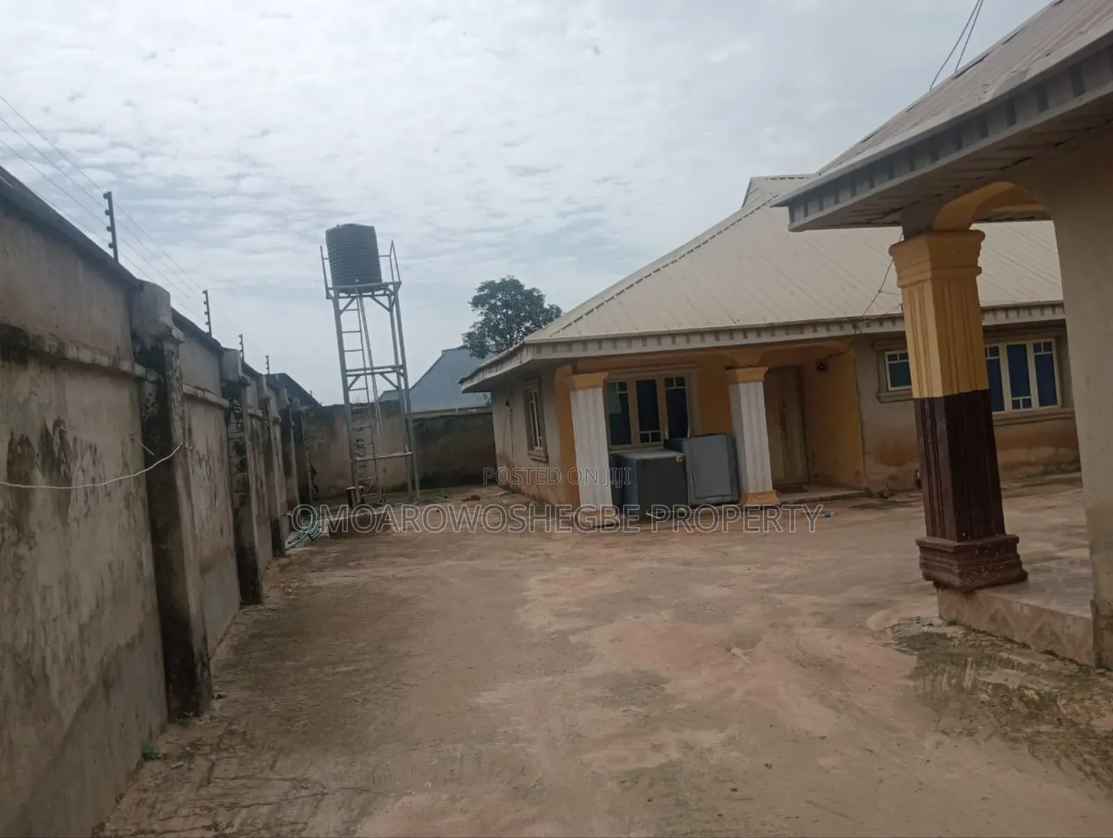 Furnished 2bdrm Block of Flats in Sunshine Estate, Akure for sale in Akure