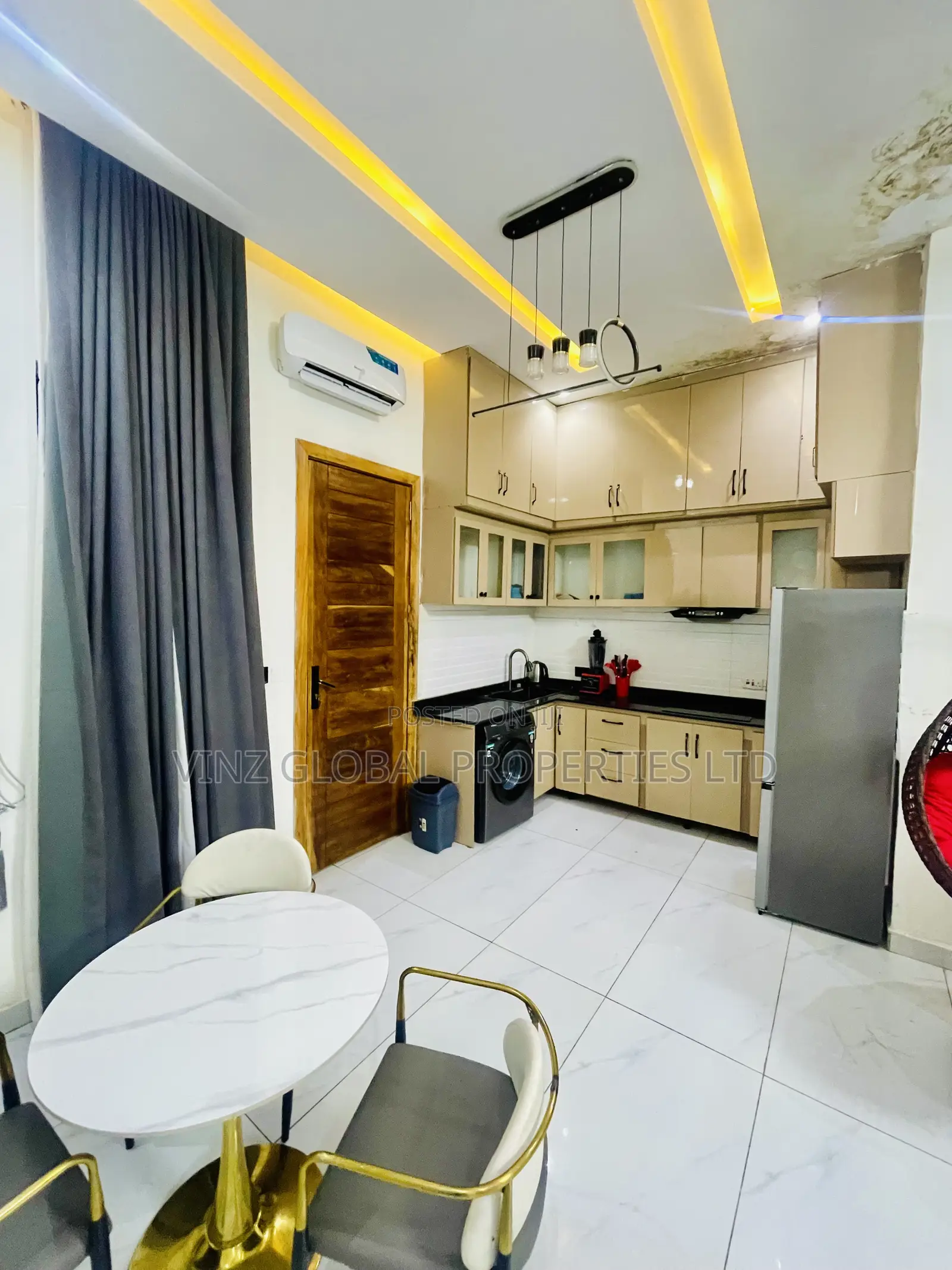 Luxurious 3 Bedroom Duplex With a Pool, Ps5, a Party Lounge in Lekki