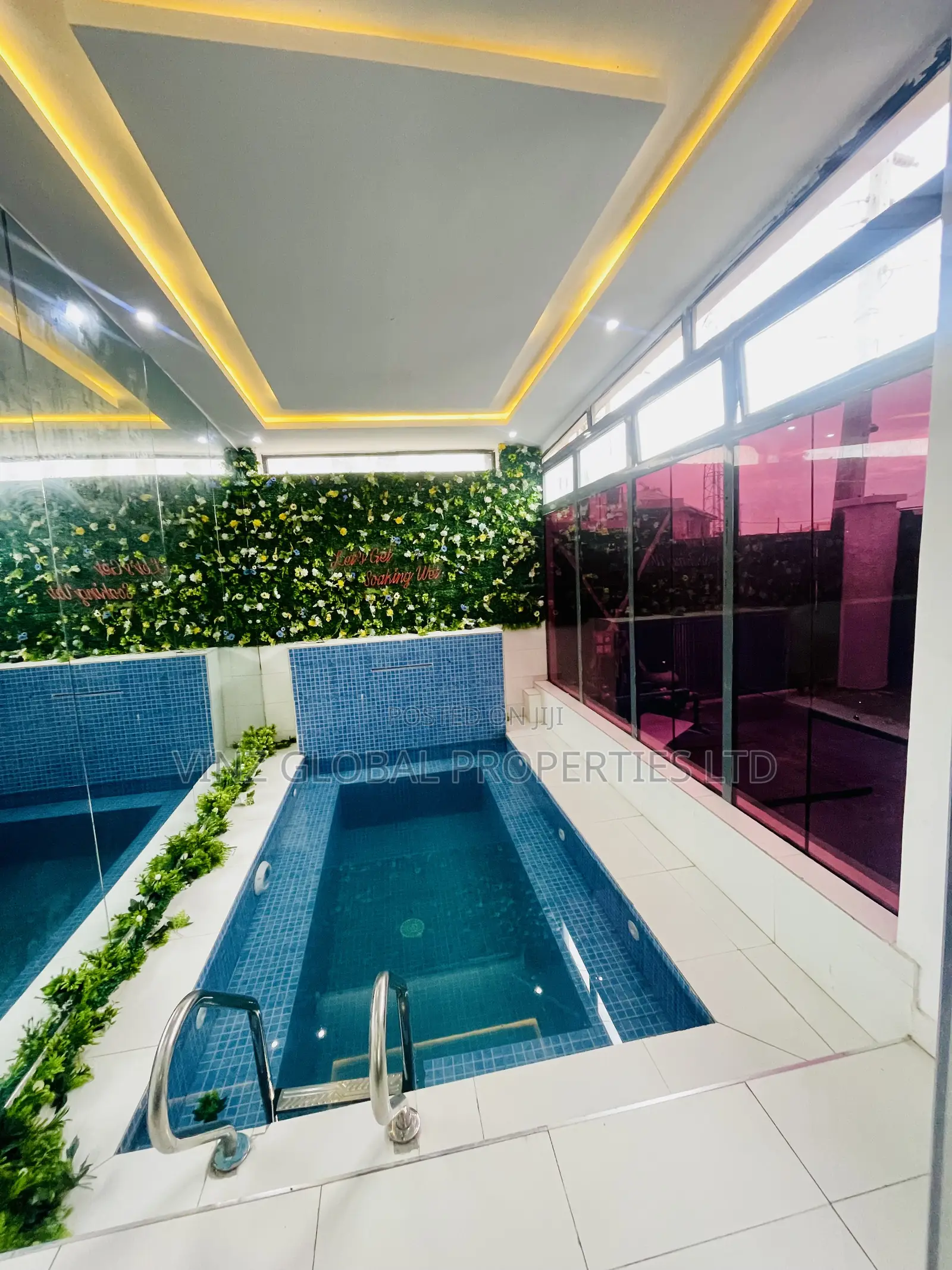 Luxurious 3 Bedroom Duplex With a Pool, Ps5, a Party Lounge in Lekki