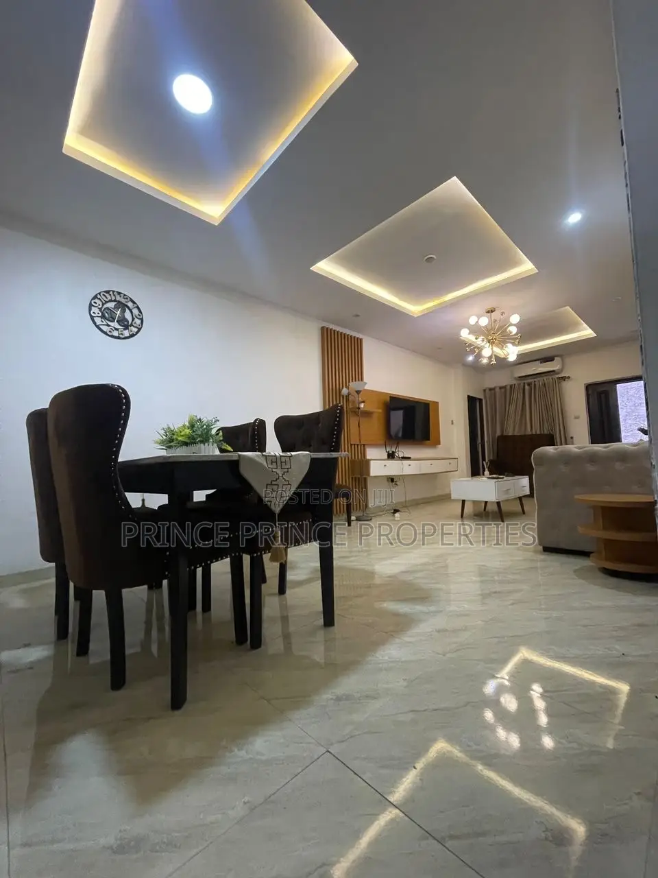 Furnished 2bdrm Apartment in Surulere for sale in Surulere