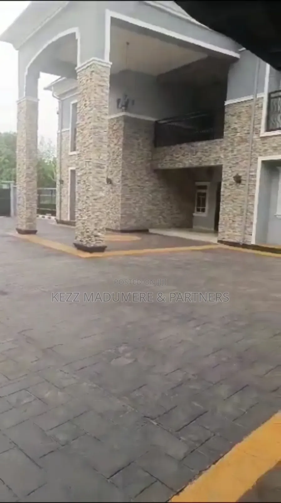 5bdrm Duplex in Woji , Port Harcourt for sale in Port-Harcourt