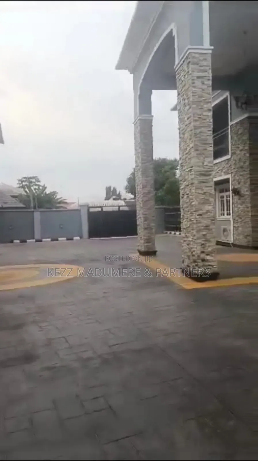5bdrm Duplex in Woji , Port Harcourt for sale in Port-Harcourt