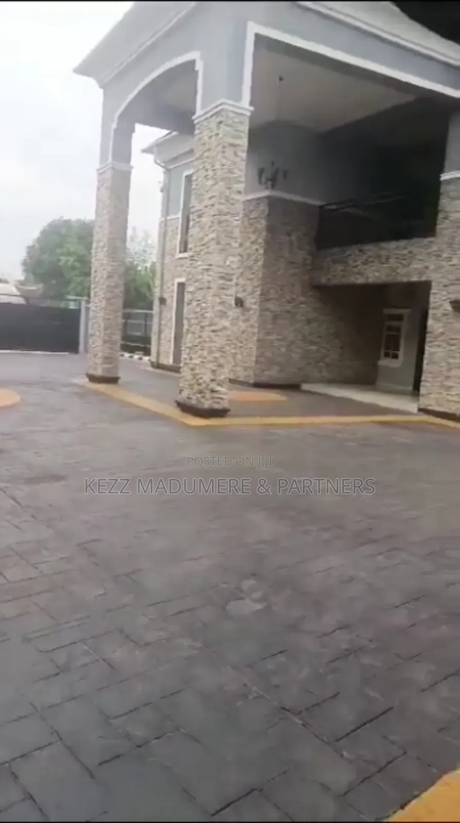 5bdrm Duplex in Woji , Port Harcourt for sale in Port-Harcourt