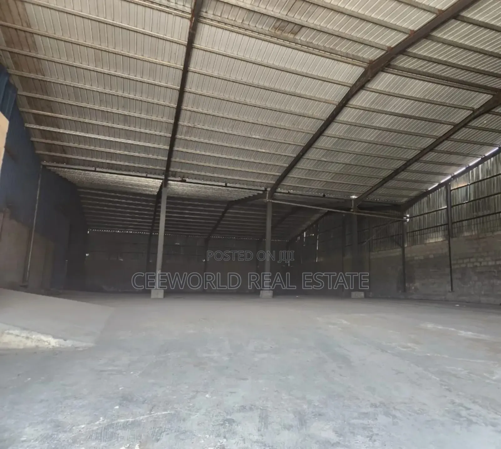 600sqm Warehouse Molete Challenge Ibadan in CHallenge / Ibadan