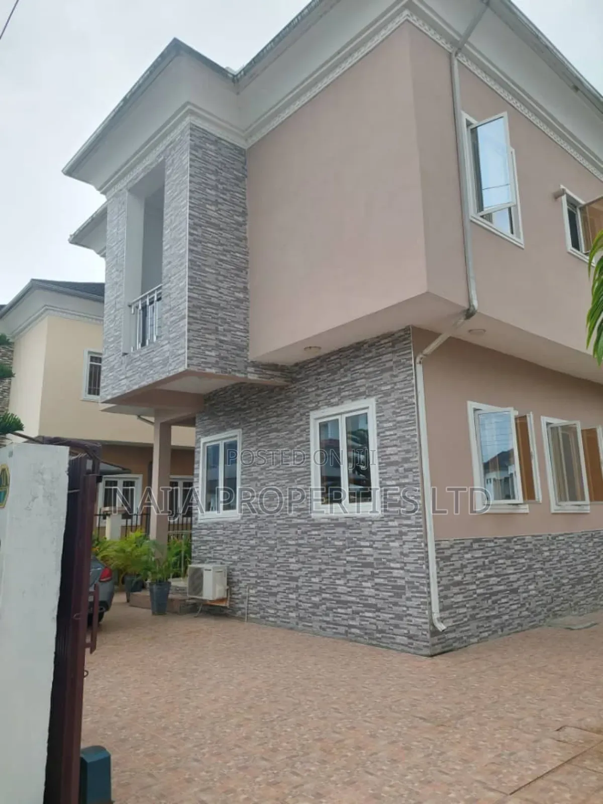 4bdrm Duplex in Diamond Estate, Sangotedo for sale in Sangotedo