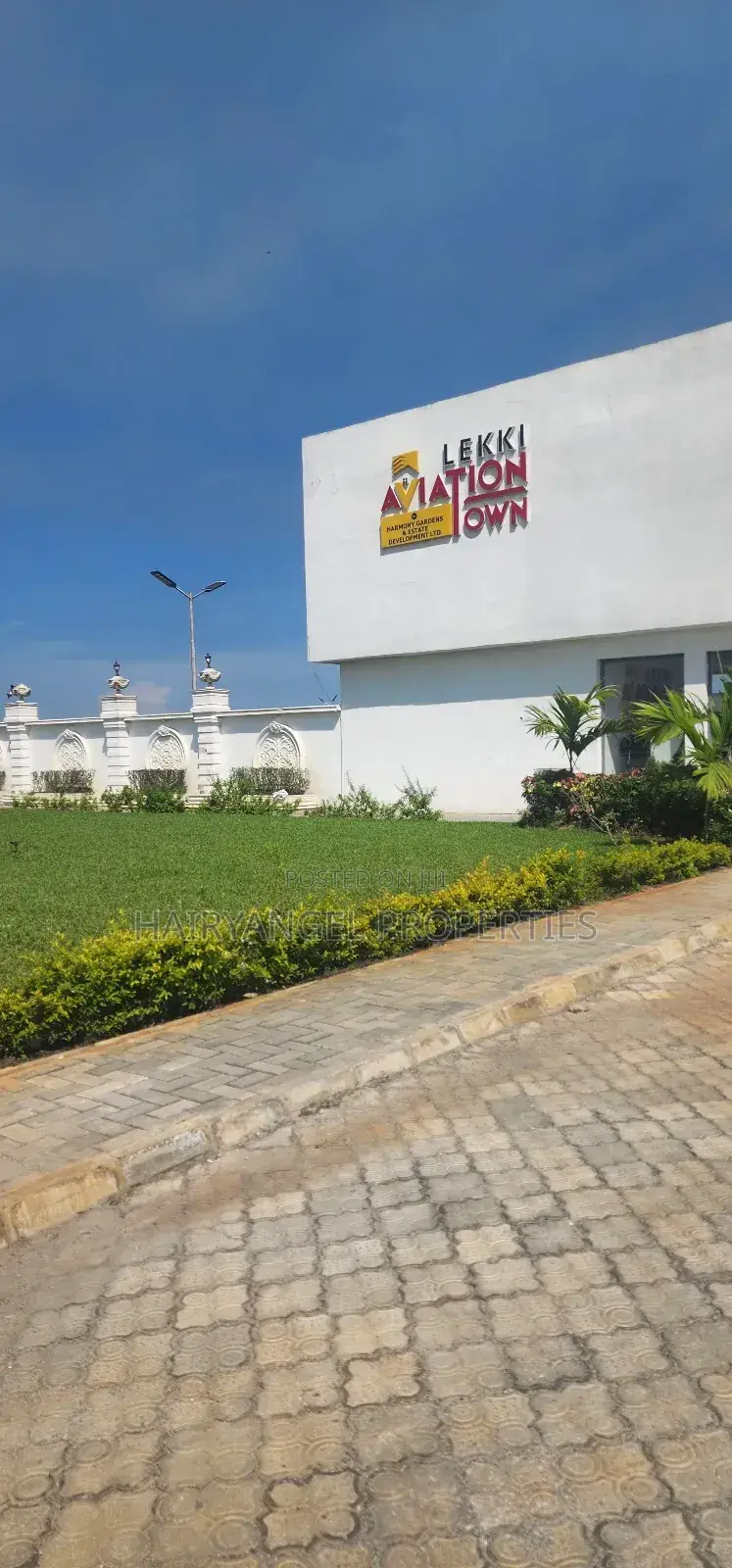 C Of O Land Along Lekki-epe Expressway, Lagos in Ibeju