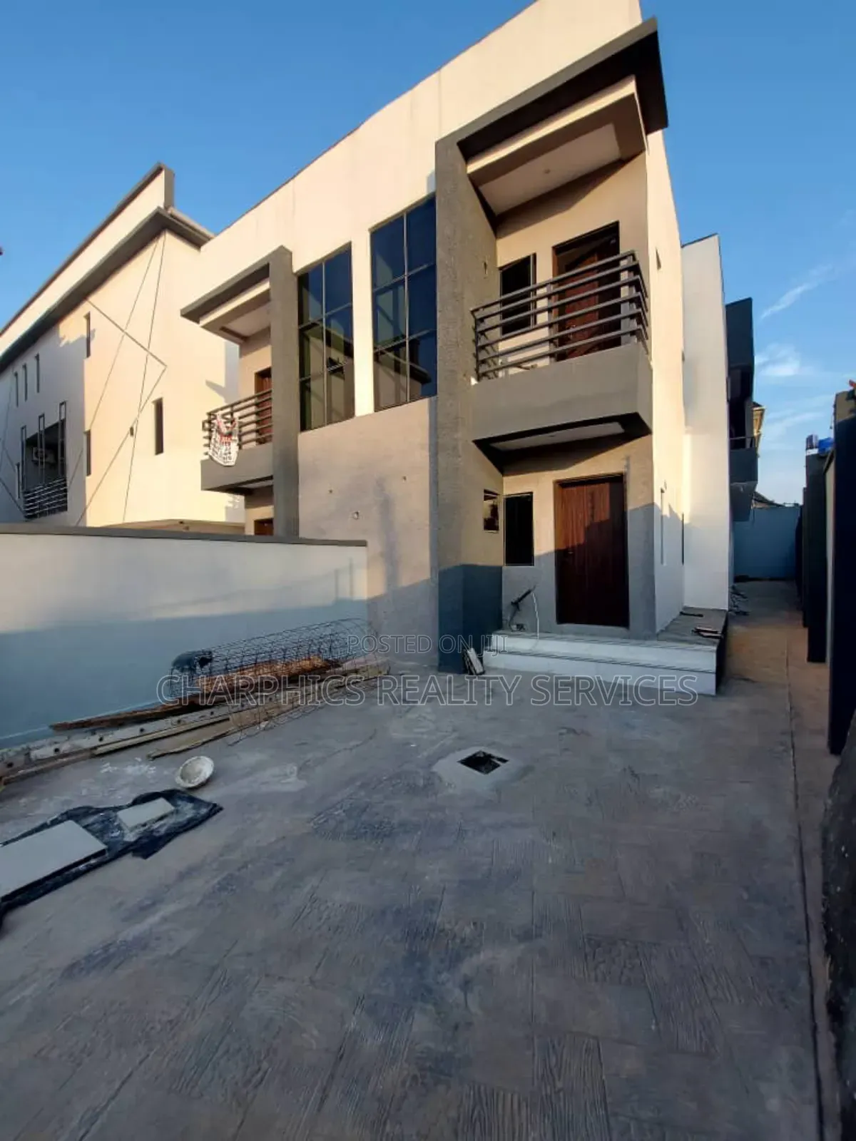 4bdrm Duplex in GRA Phase 2 Shangisha for sale in GRA Phase 2 Shangisha