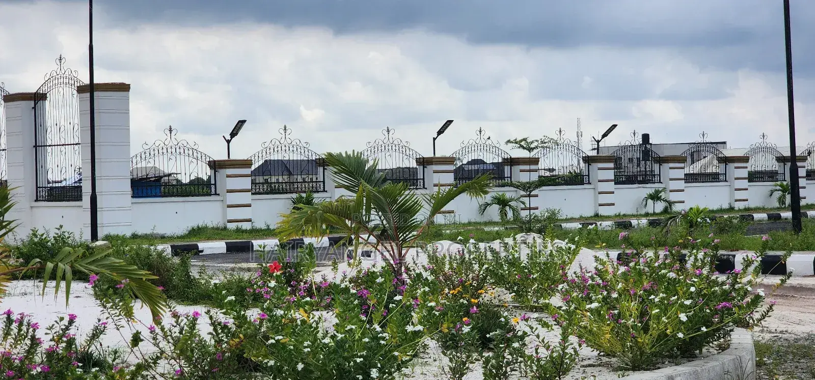 C of O at Alahun Bustop Along Lekki-Epe Expressway in Ibeju
