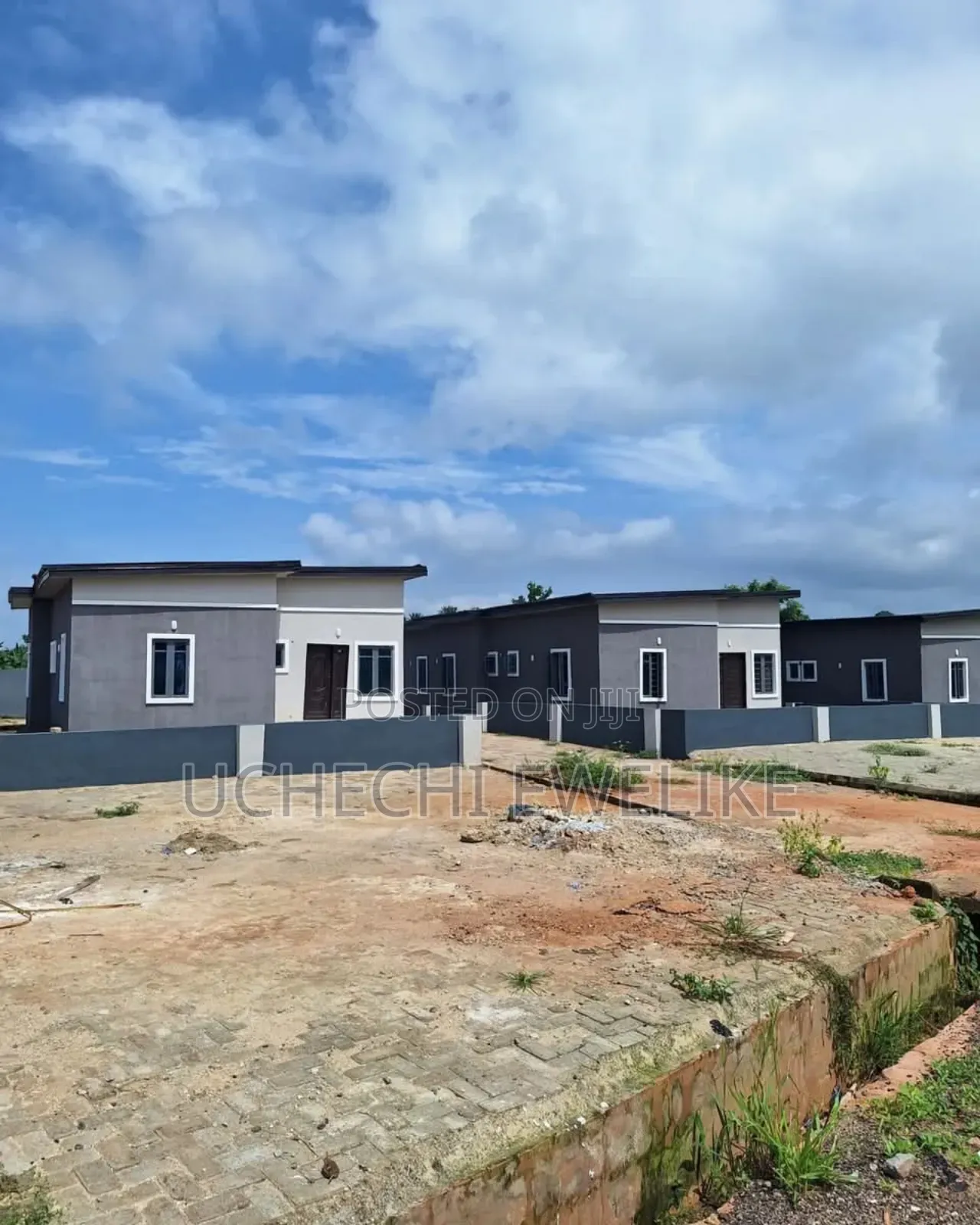 3bdrm Bungalow in Queen'S Park, Obafemi-Owode for sale in Obafemi-Owode