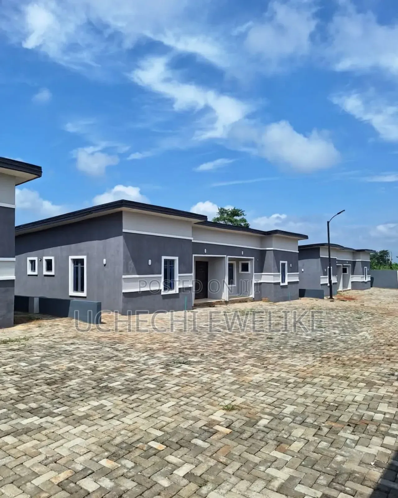 3bdrm Bungalow in Queen'S Park, Obafemi-Owode for sale in Obafemi-Owode