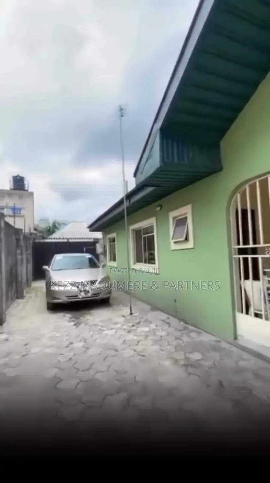 6bdrm Block of Flats in Queens Park Estate for sale in Port-Harcourt