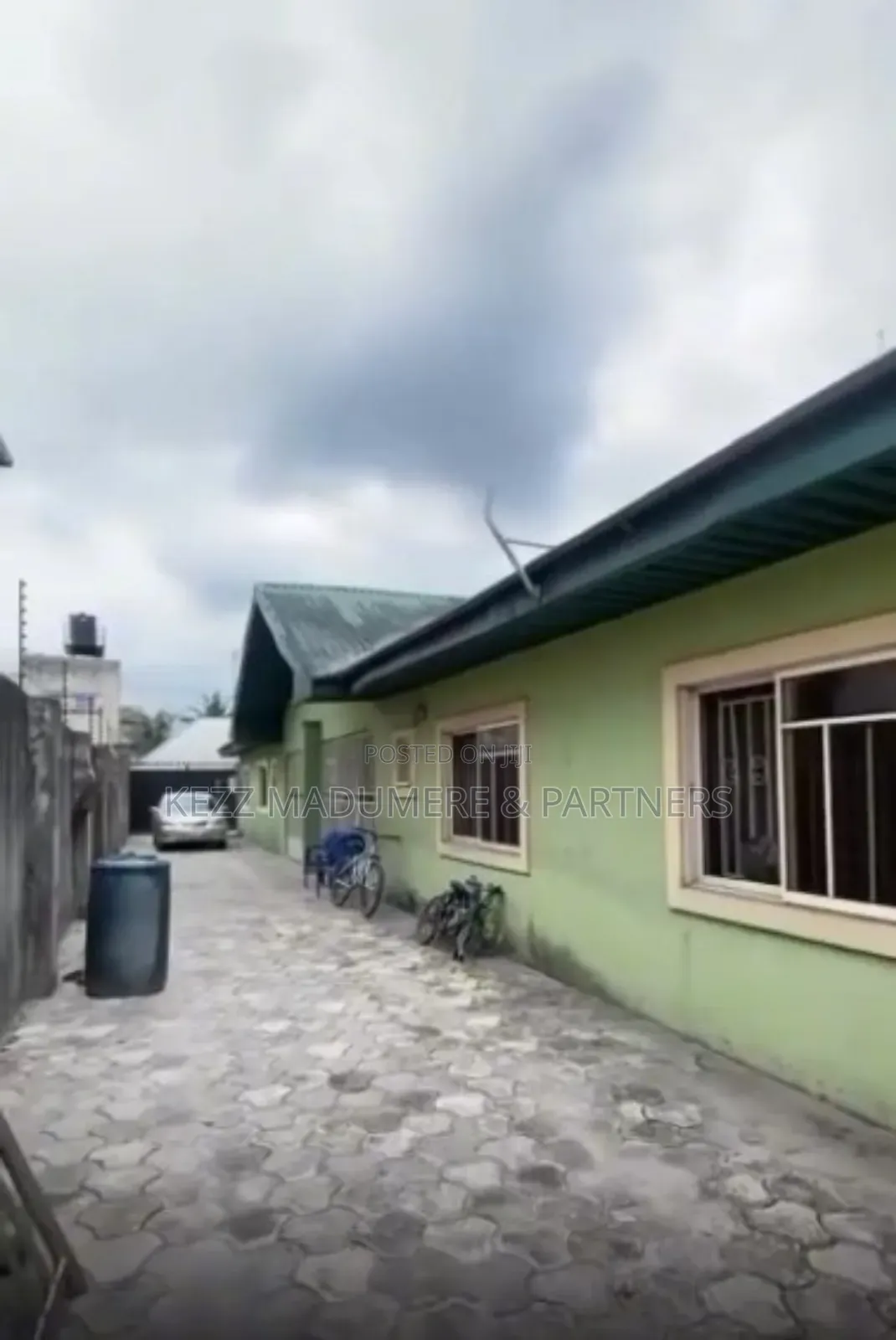 6bdrm Block of Flats in Queens Park Estate for sale in Port-Harcourt