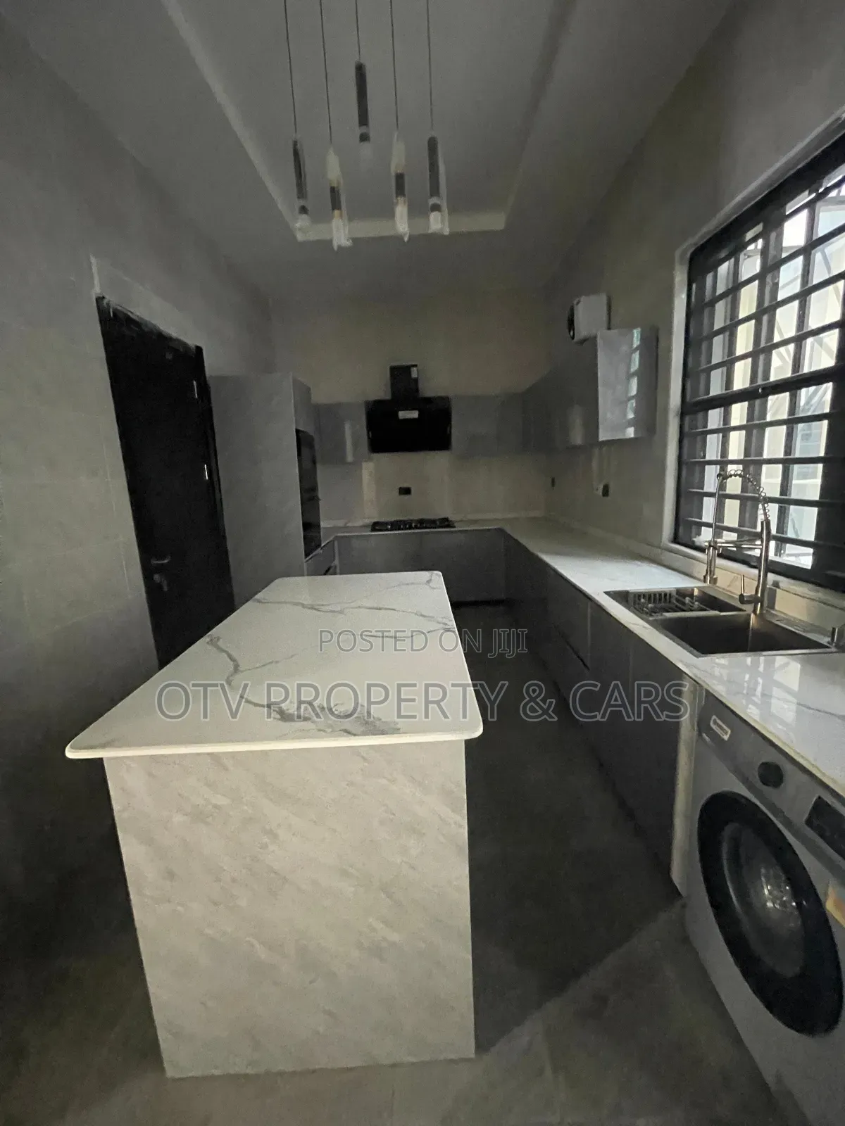 Furnished 5bdrm Duplex in Lekki for sale in Lekki