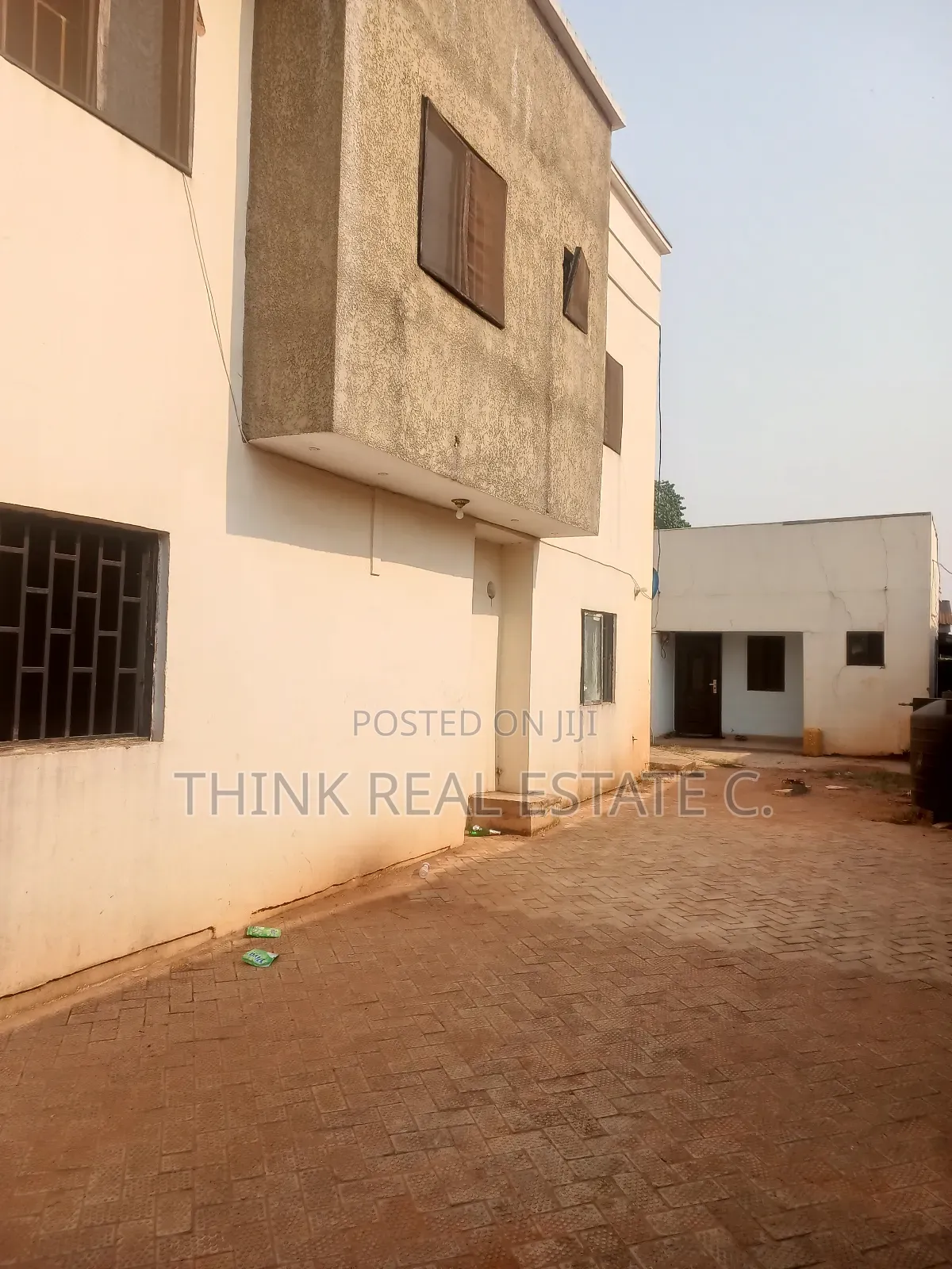 3bdrm Block of Flats in Ugbowor, Benin City for sale in Benin City