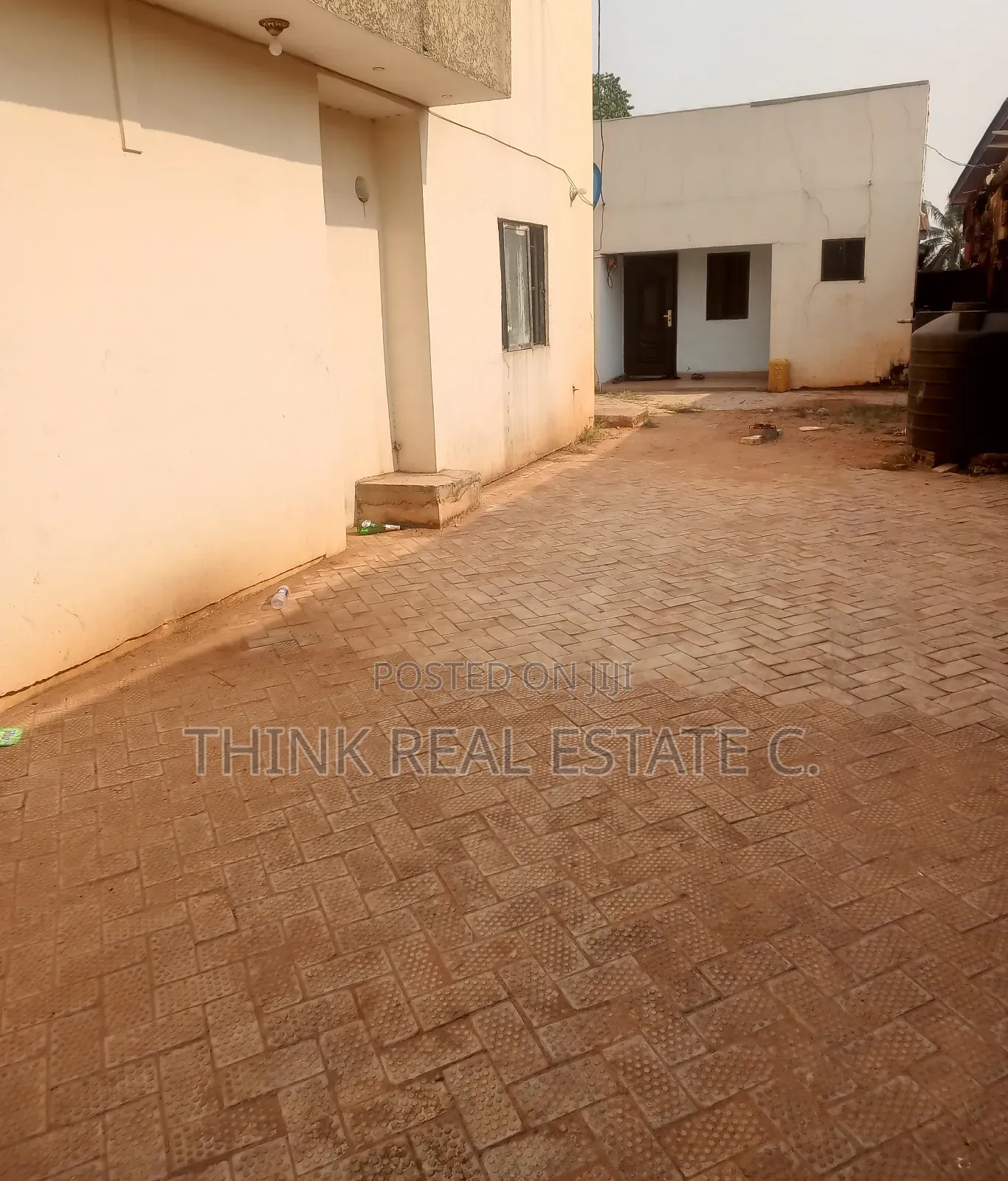3bdrm Block of Flats in Ugbowor, Benin City for sale in Benin City