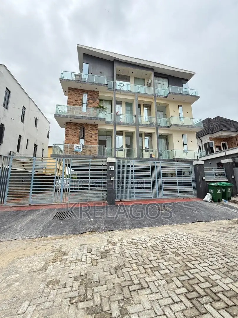 2bdrm Apartment in Chevron for sale in Chevron