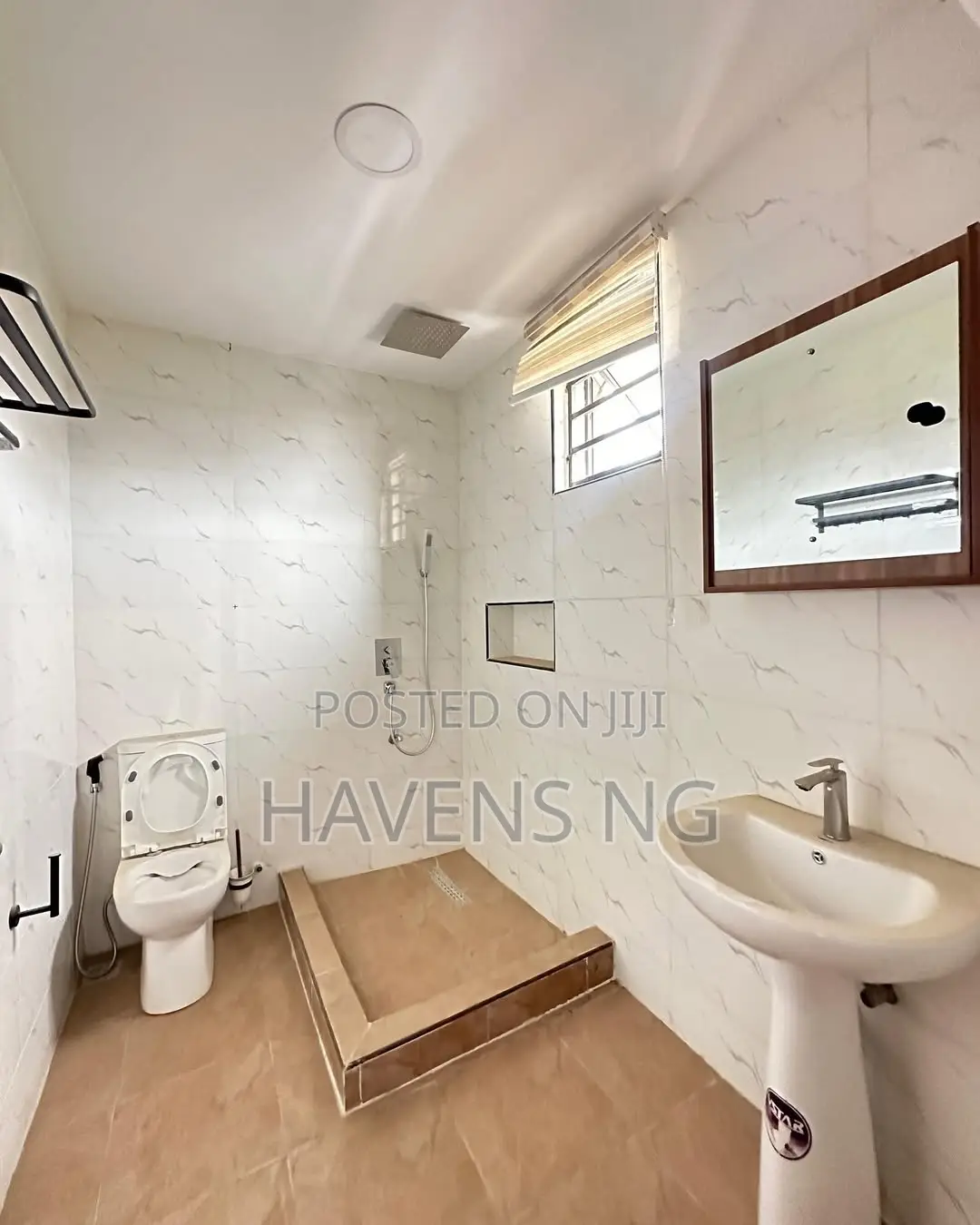 Furnished 4bdrm Duplex in Ikate for sale in Ikate
