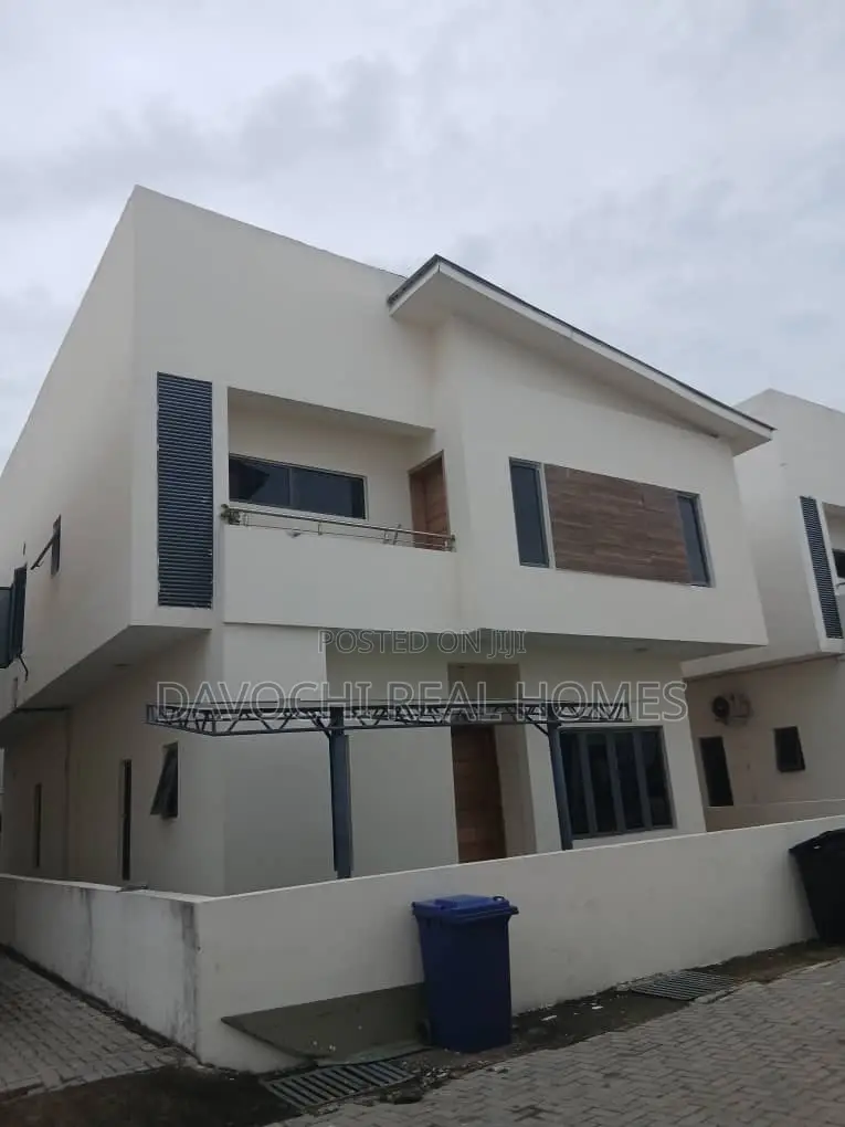 Mini Flat in Harris Drive, Lekki Phase 2 for rent in Lekki Phase 2