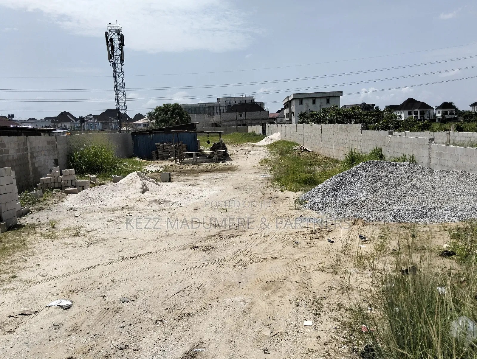 For Sale: 21⁄2 Plots Eliozu Rd, Ph in Port-Harcourt