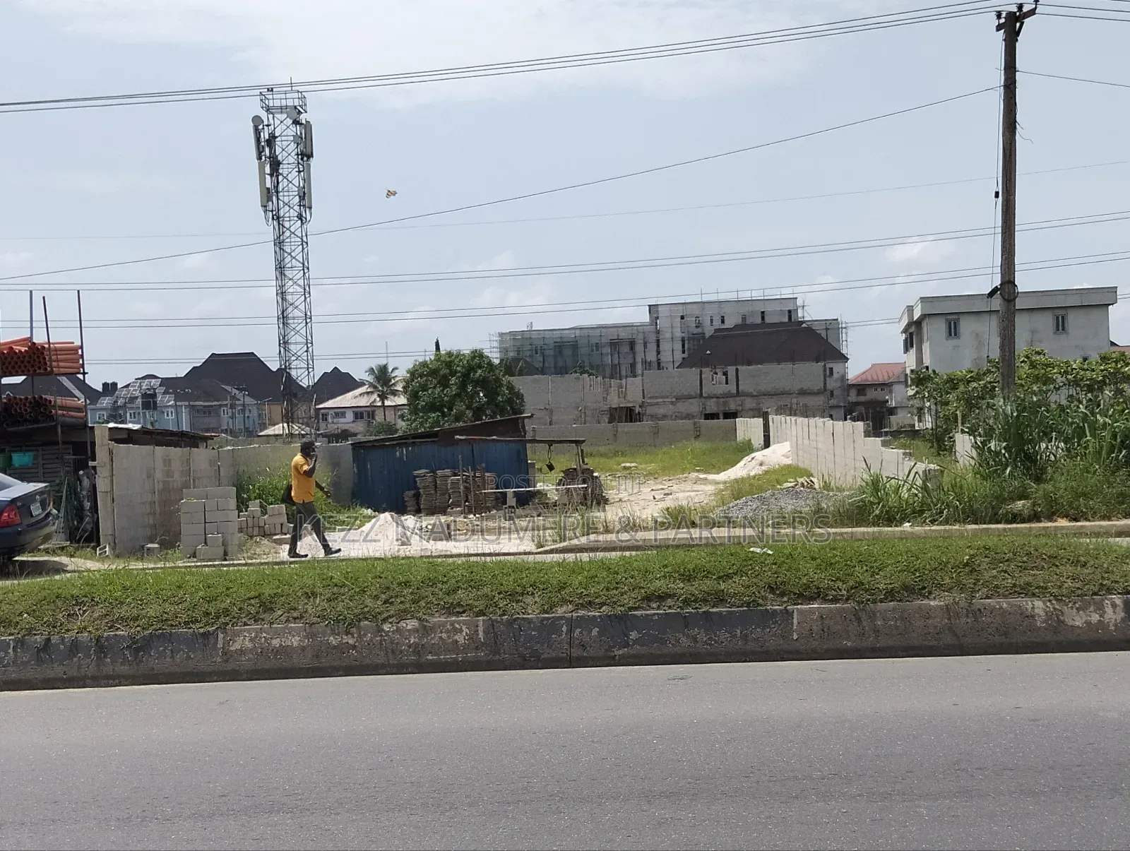 For Sale: 21⁄2 Plots Eliozu Rd, Ph in Port-Harcourt
