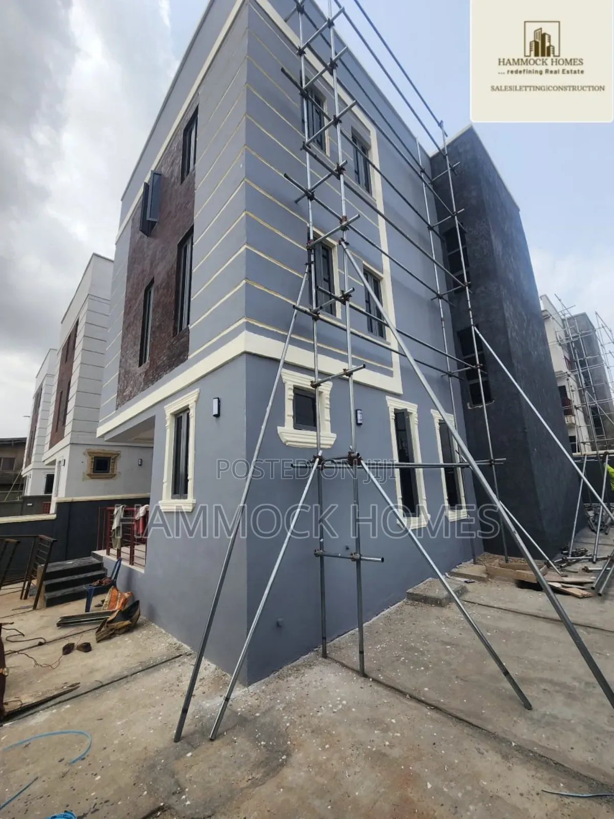 4bdrm Penthouse in New Bodija Estate for sale in Bodija