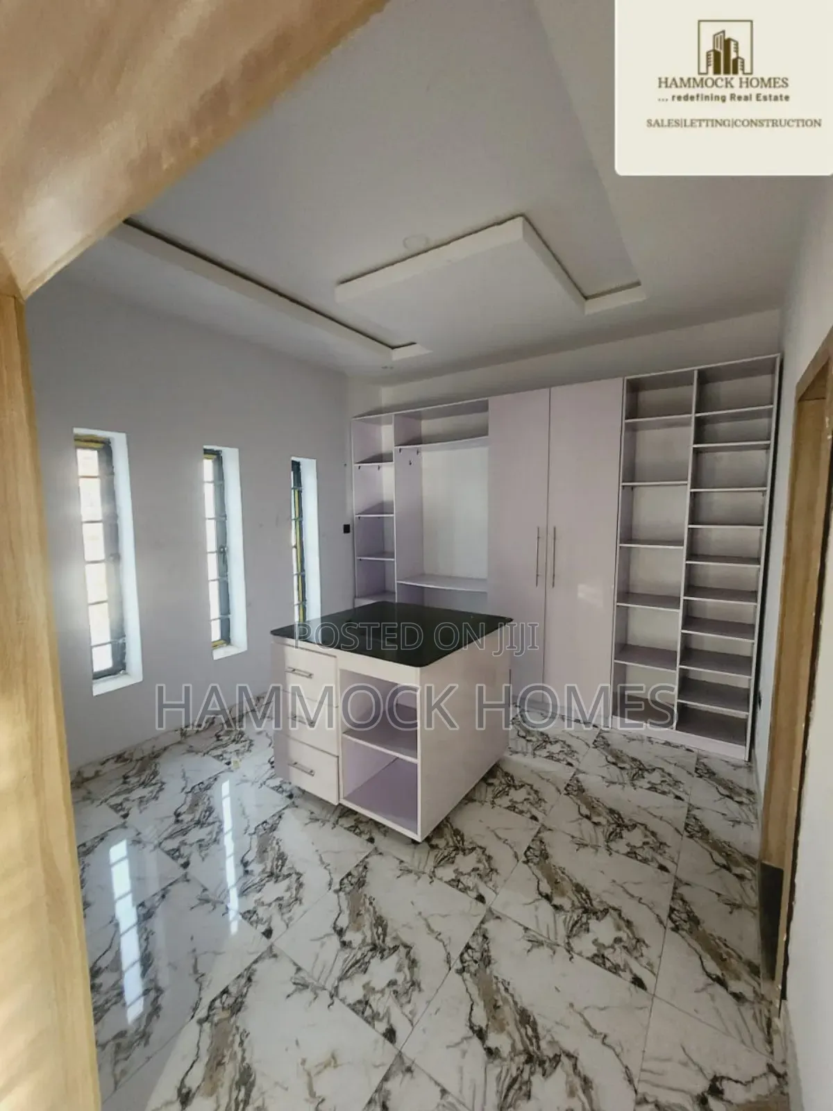 4bdrm Duplex in Oluyole Estate for sale in Oluyole Estate