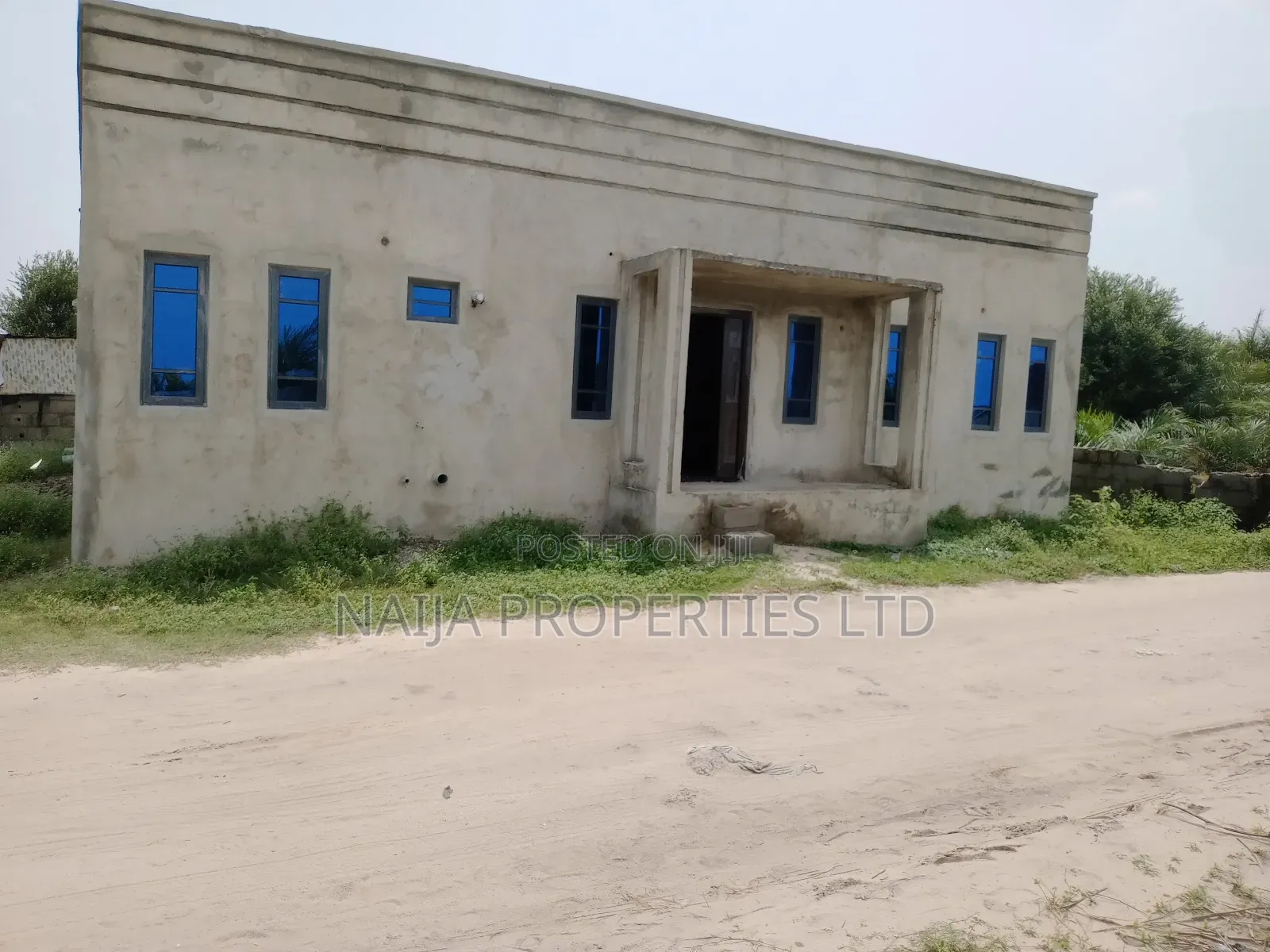4bdrm Bungalow in Oribanwa Phase 2, Lakowe for sale in Lakowe